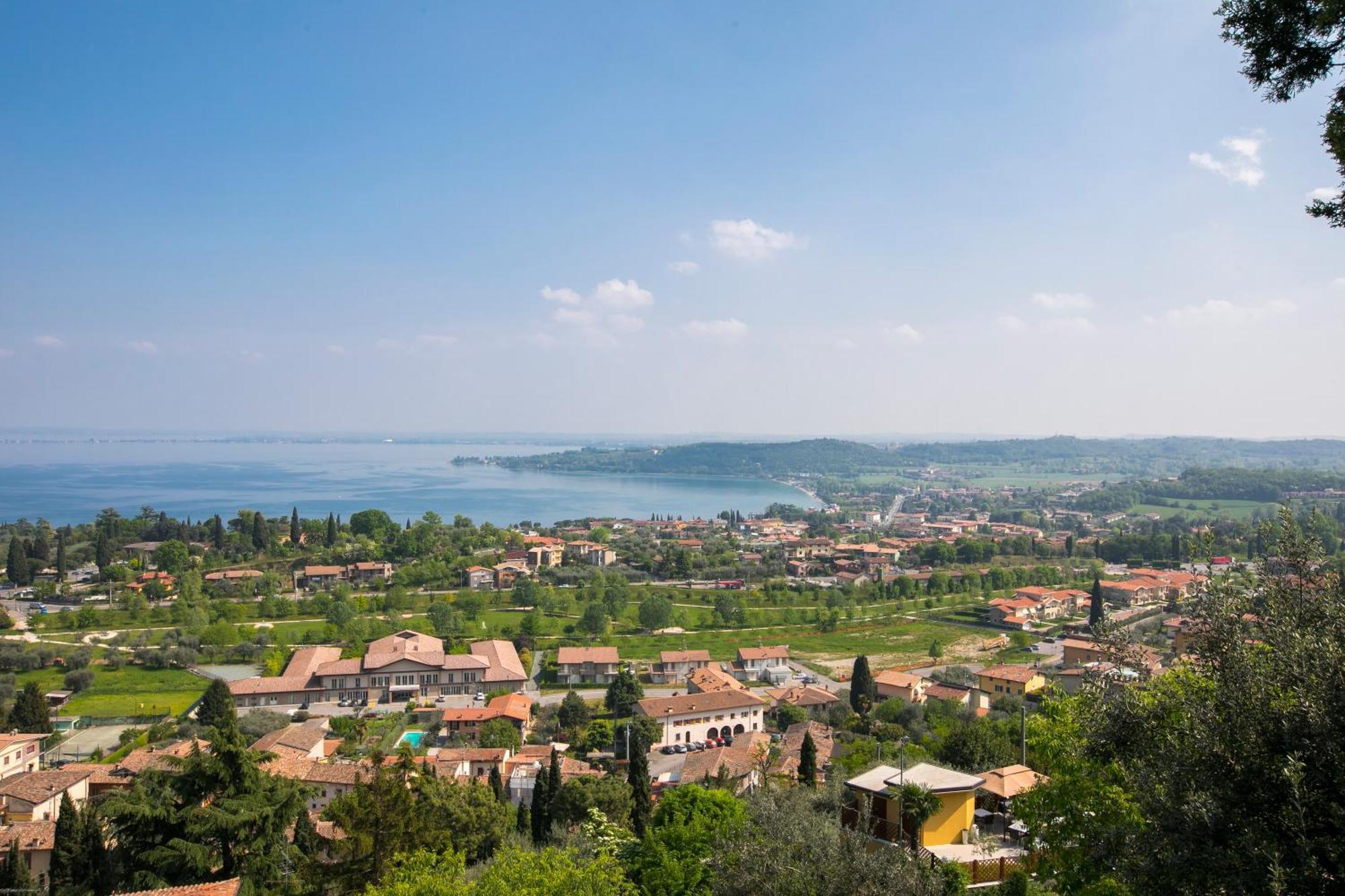 Appartamento Di Tommaso - Happy Rentals Desenzano del Garda Kültér fotó